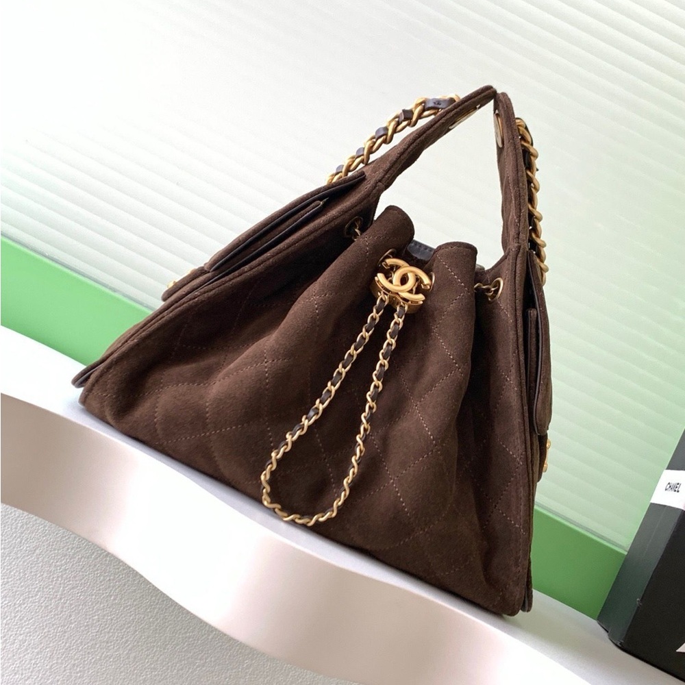 Chic Brown Quilted Handbag